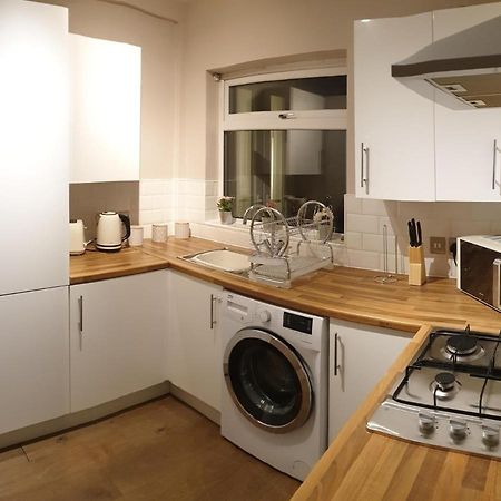 4 Bedrooms, Sleeps 10, Near Lfc & Efc Liverpool Exteriér fotografie
